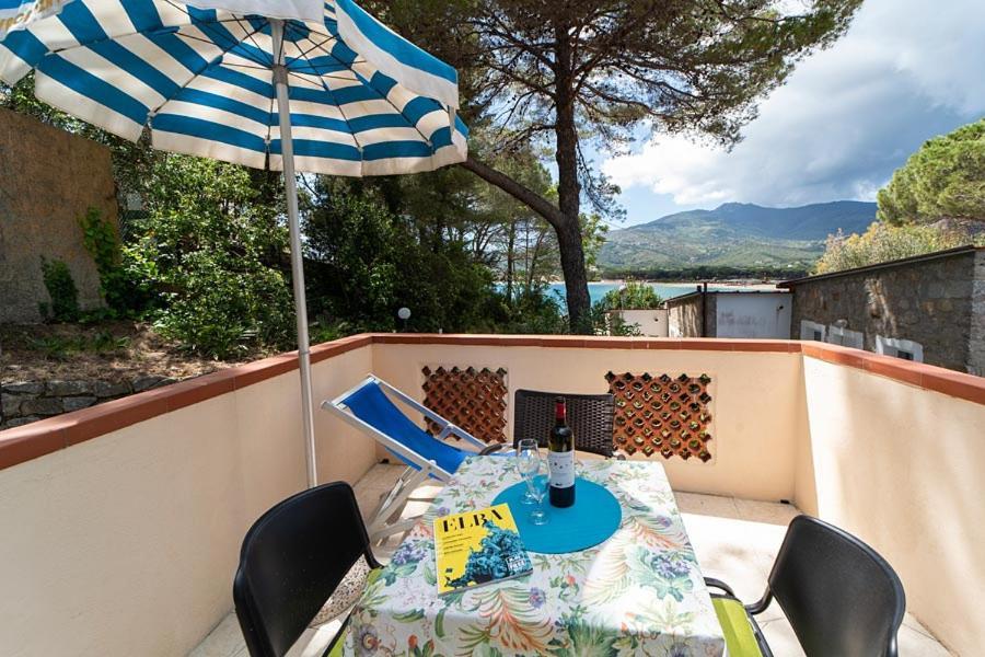 Residence Vacanza Mare マリーナ・ディ・カンポ エクステリア 写真