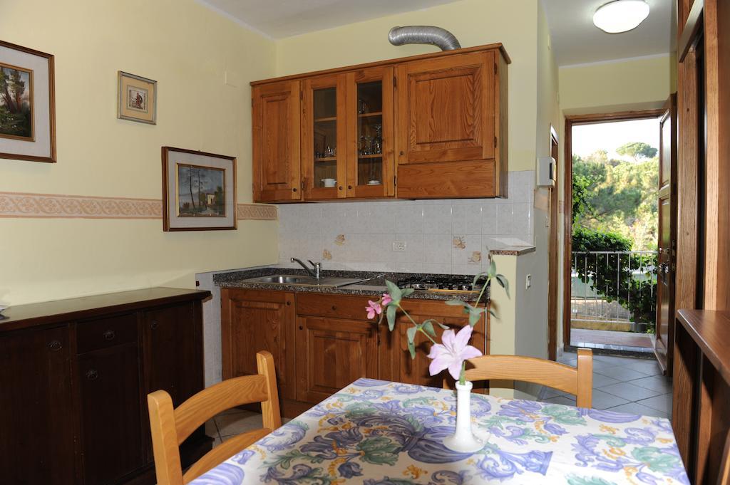 Residence Vacanza Mare マリーナ・ディ・カンポ 部屋 写真